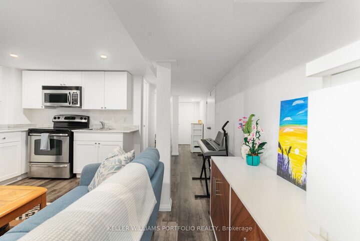 Property Photo:  329 Runnymede Road Lower  ON M6S 2Y5 