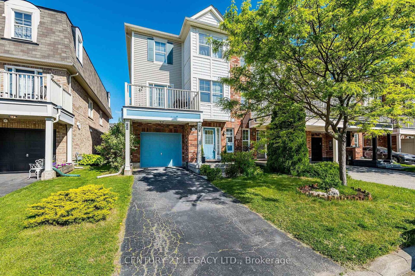 Property Photo:  579 Speyer Circle SW  ON L9T 0Y1 