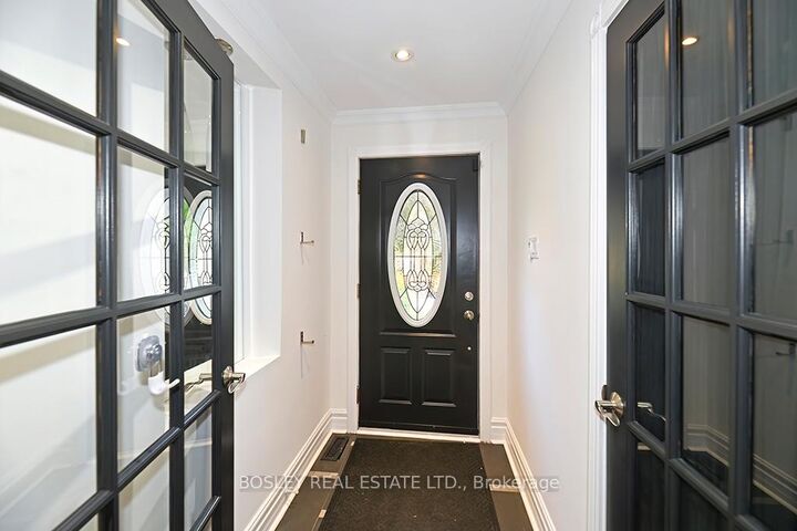 Property Photo:  88 Carmichael Avenue  ON M5M 2W9 