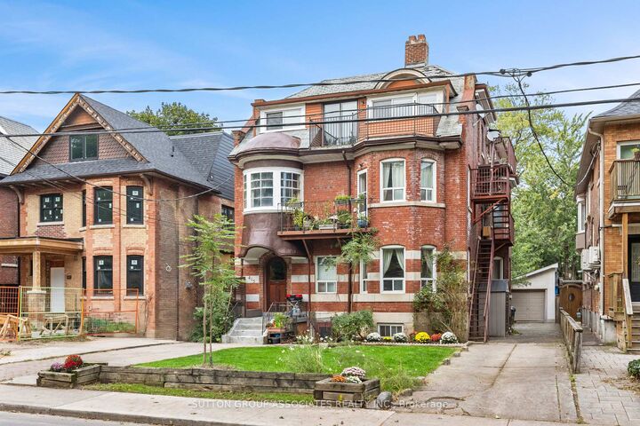 Property Photo:  415 Brunswick Avenue  ON M5R 2Z2 