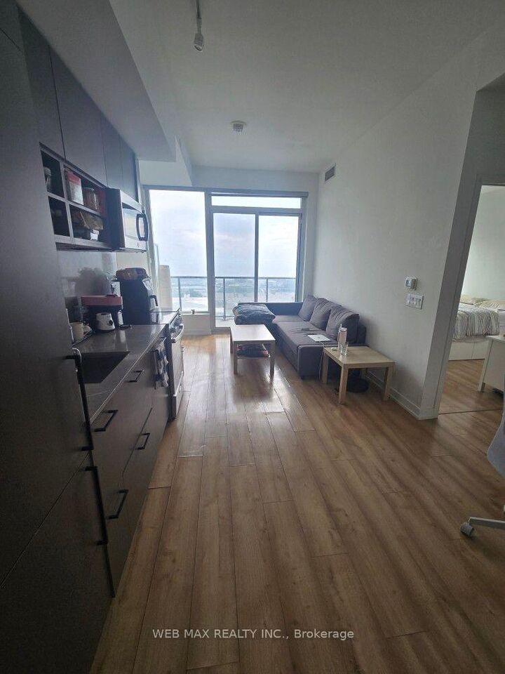 Property Photo:  135 East Liberty Street 2413  ON M6K 0G7 