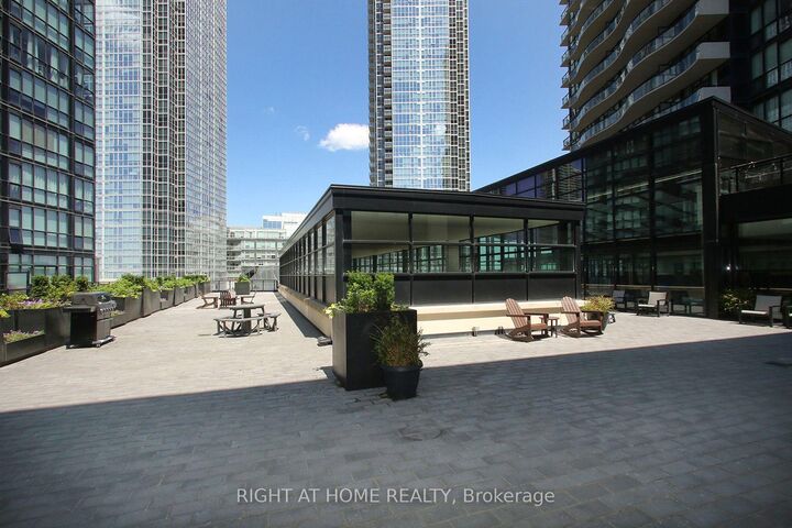 Property Photo:  2910 Highway No, 7 Road W 312  ON L4K 0H8 