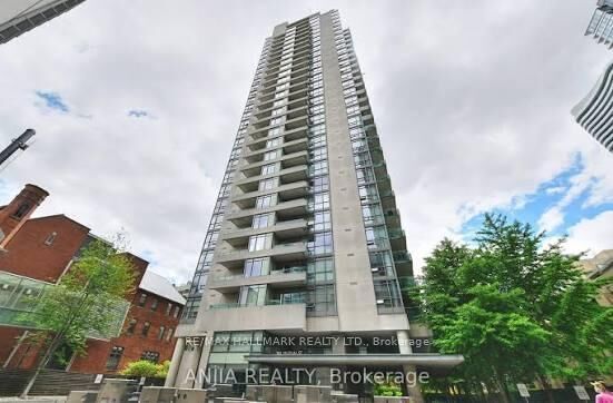 Property Photo:  281 Mutual Street 803  ON M4Y 3C4 