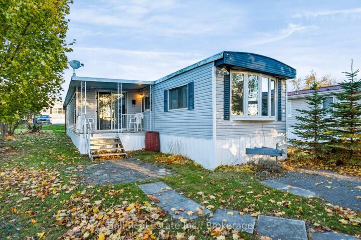 Property Photo:  15 McGregor Central Drive  ON K0L 2G0 