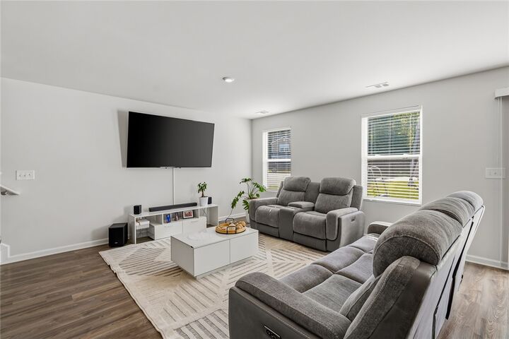 Property Photo:  304 Burgess Lane  SC 29697 