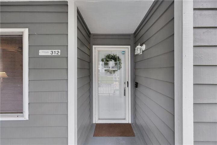 Property Photo: 312 Northlake Drive SC 29625