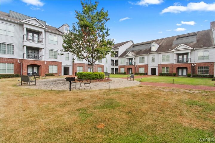 Property Photo:  1901 5th Avenue E 3124  AL 35401 