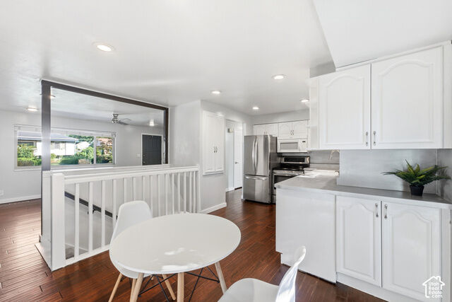 Property Photo: 8746 S Gladiator Way UT 84094