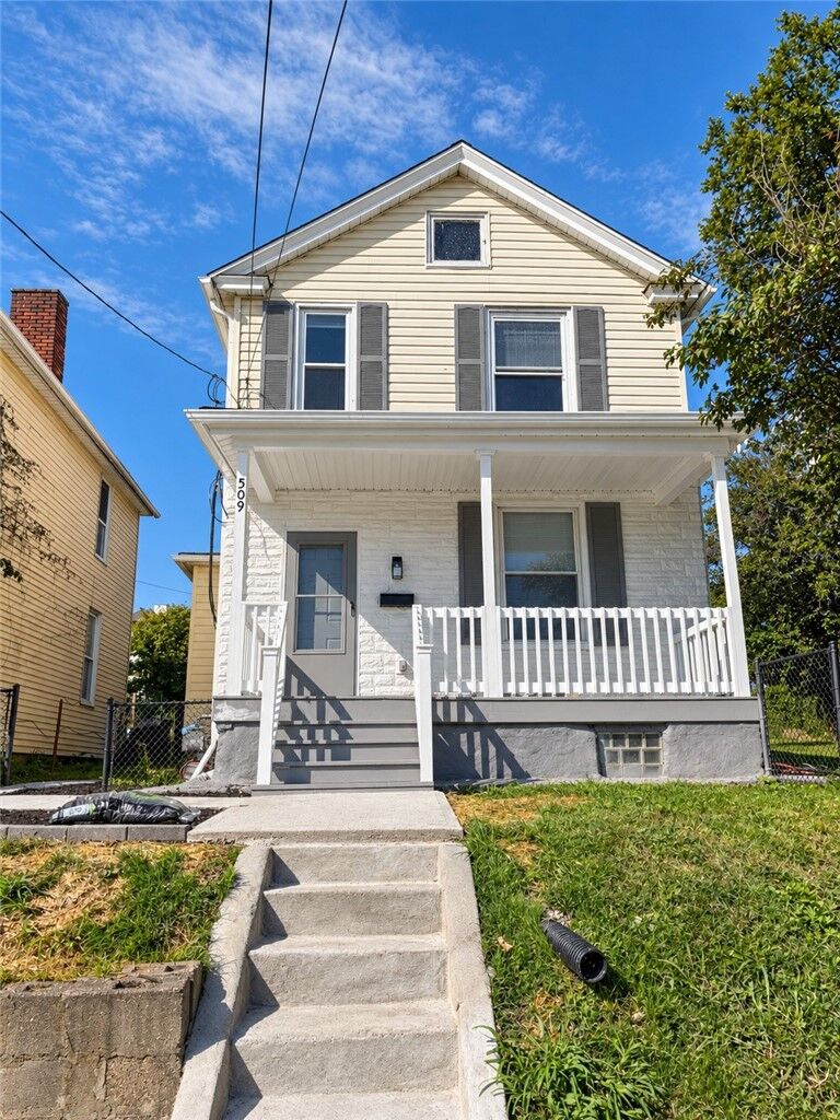 Property Photo:  509 Park Ave  PA 15025 