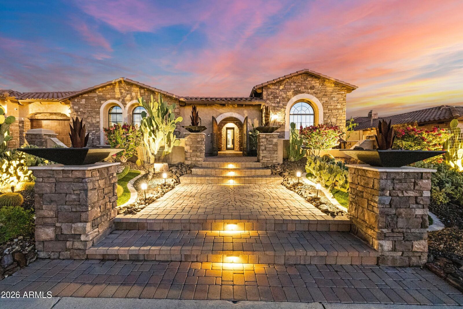 Property Photo: 2325 N Atwood Circle AZ 85207