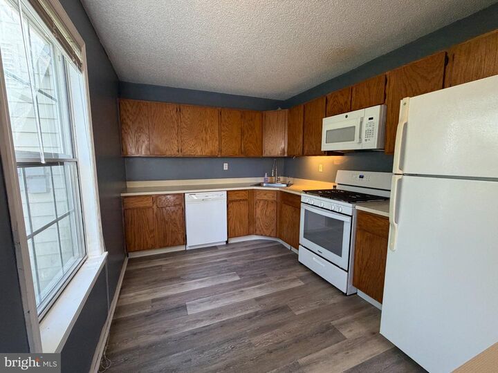 Property Photo:  41 Lehavre Court  NJ 08619 