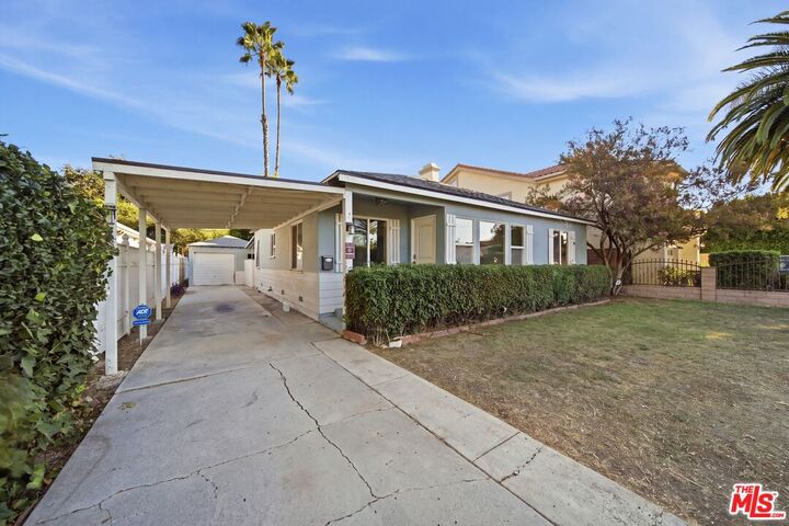 Property Photo:  14707 Addison St  CA 91403 