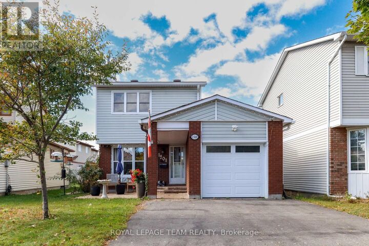 Property Photo:  1501 Meadowbrook Road  ON K1B 5J9 