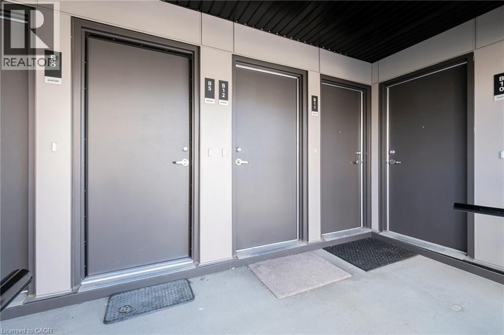 Property Photo:  10 Palace Street B5  ON N2E 0J3 
