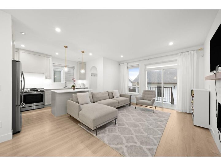 Property Photo:  16782 21A Avenue  BC V3Z 0M3 
