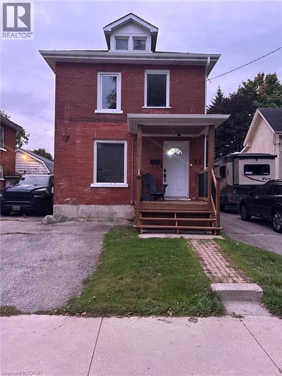 Property Photo:  33 Rich Avenue Upper  ON N1R 2A4 