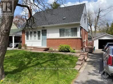 Property Photo:  1501 Kilborn Avenue  ON K1H 6M1 