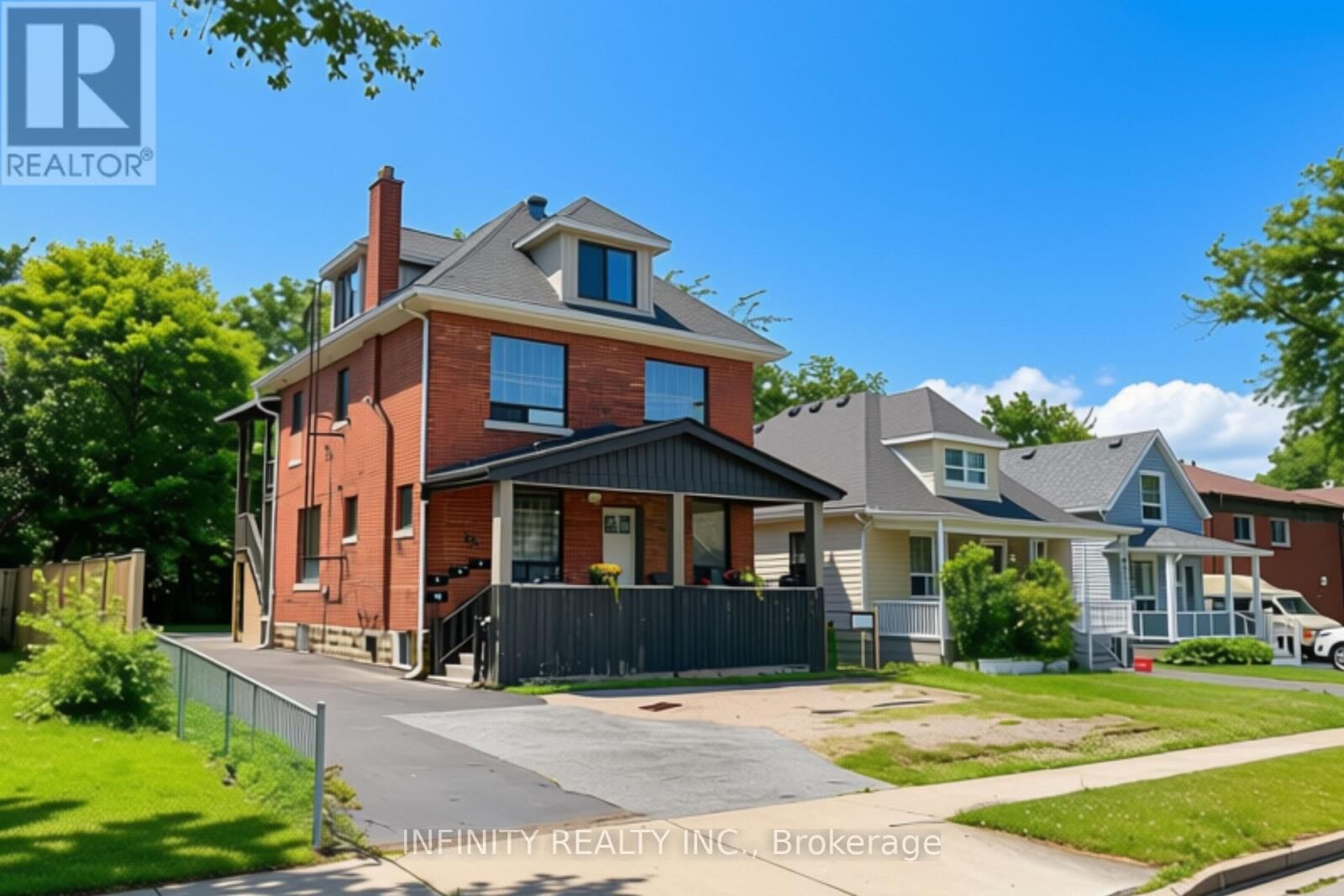 Property Photo:  423 Wellington Avenue  ON N9A 5J3 