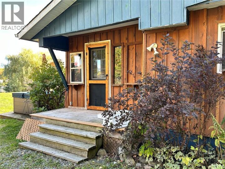 Property Photo:  462 Waterfalls Road  ON P0P 2E0 