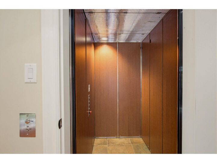 Property Photo:  12536 26A Avenue  BC V4A 2M2 