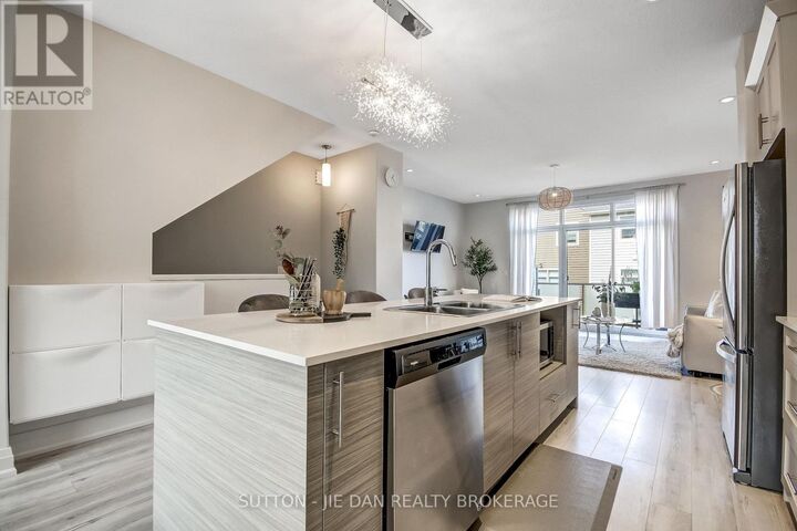 Property Photo:  3025 Singleton Avenue 78  ON N6L 0E6 