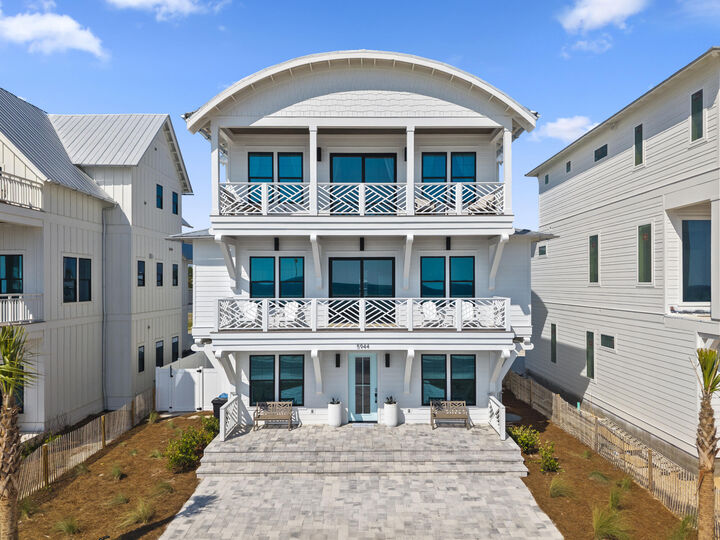 Property Photo:  5944 Gulf Drive  FL 32408 