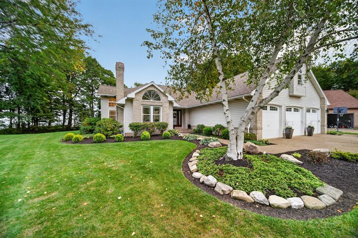 Property Photo:  119 Fox Hollow Lane  PA 16511 