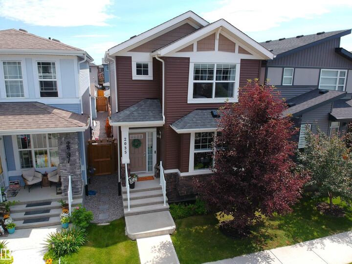 Property Photo:  2035 160 Street SW  AB T6W 4E7 