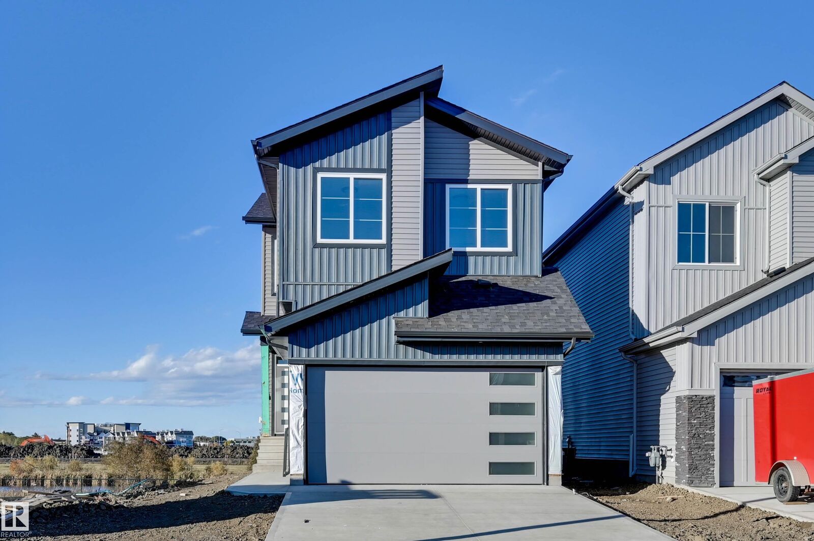 Property Photo:  194 Elliott Wynd  AB T8L 1V1 