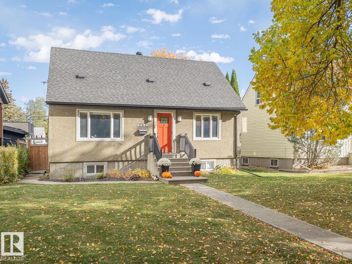 Property Photo:  6839 111 Street NW  AB T6H 3G2 