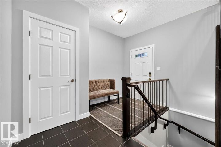 Property Photo:  6703 20 Avenue SW  AB T6X 0T4 