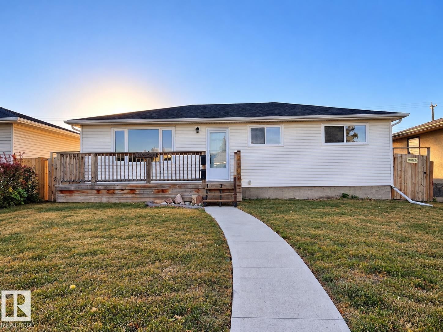 Property Photo: 8914 162 Street NW AB T5R 2M4