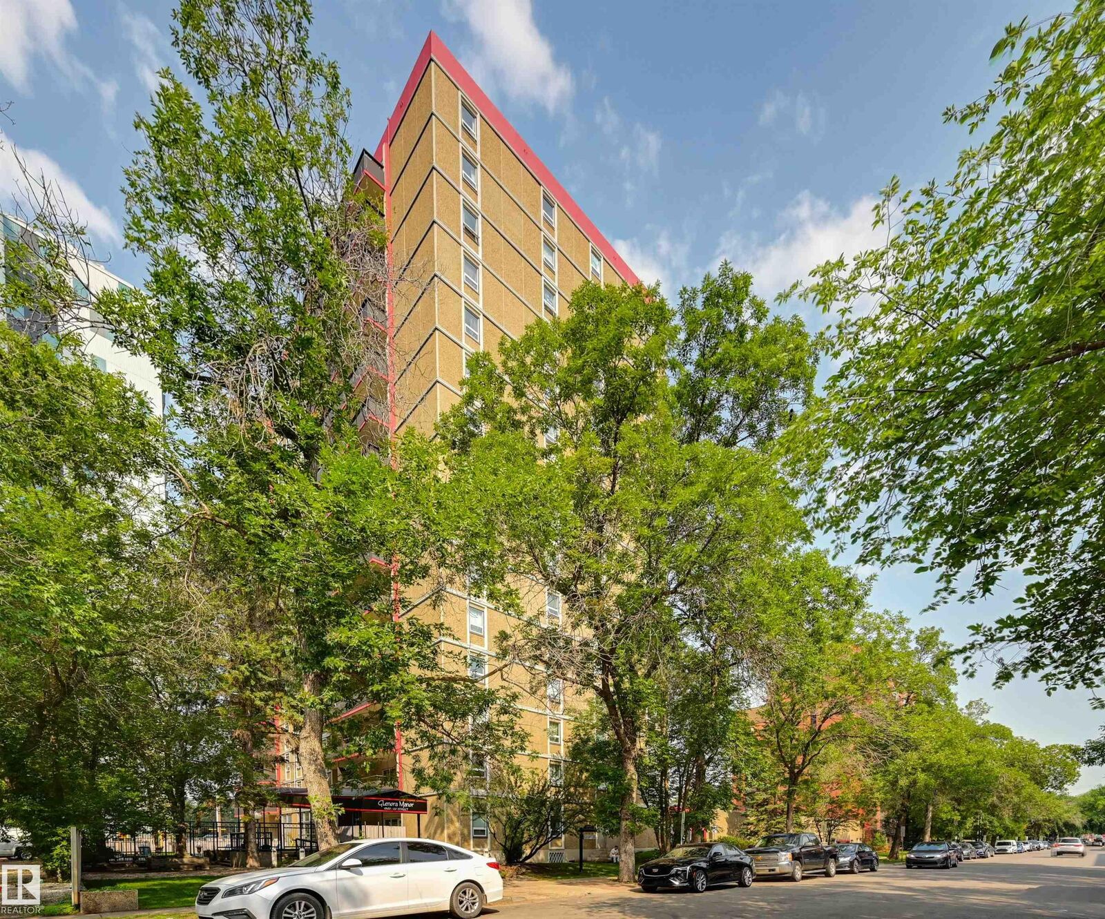 Property Photo:  10140 120 Street NW 1505  AB T5K 1Z8 