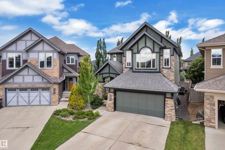 Property Photo:  3722 Kidd Crescent SW  AB T6W 2R1 