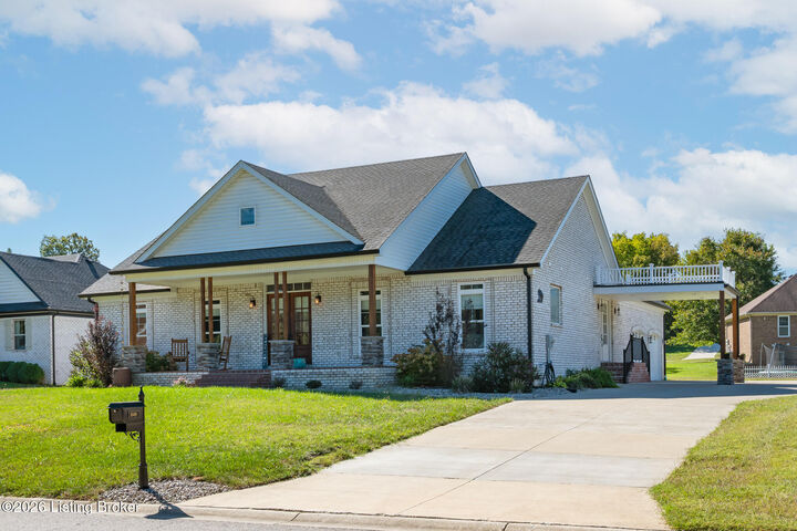 Property Photo:  648 Early Wyne Dr  KY 40071 