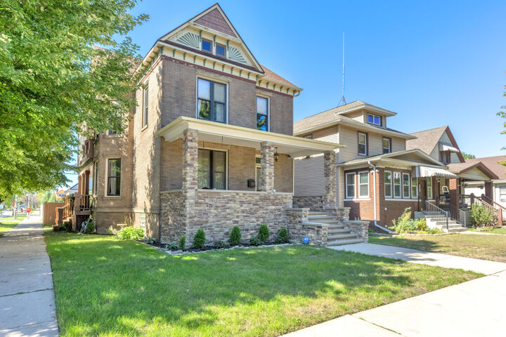 Property Photo:  1646 Cleveland Avenue  IN 46394 