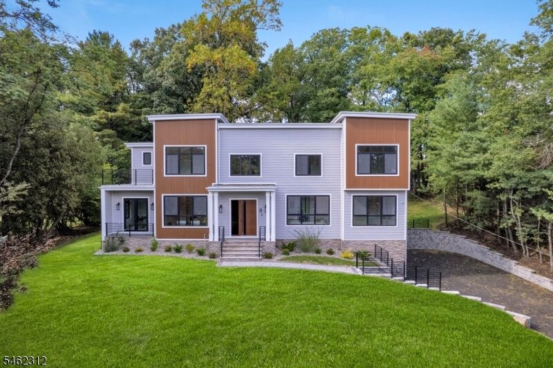 Property Photo:  8 Fordham Rd  NJ 07039 