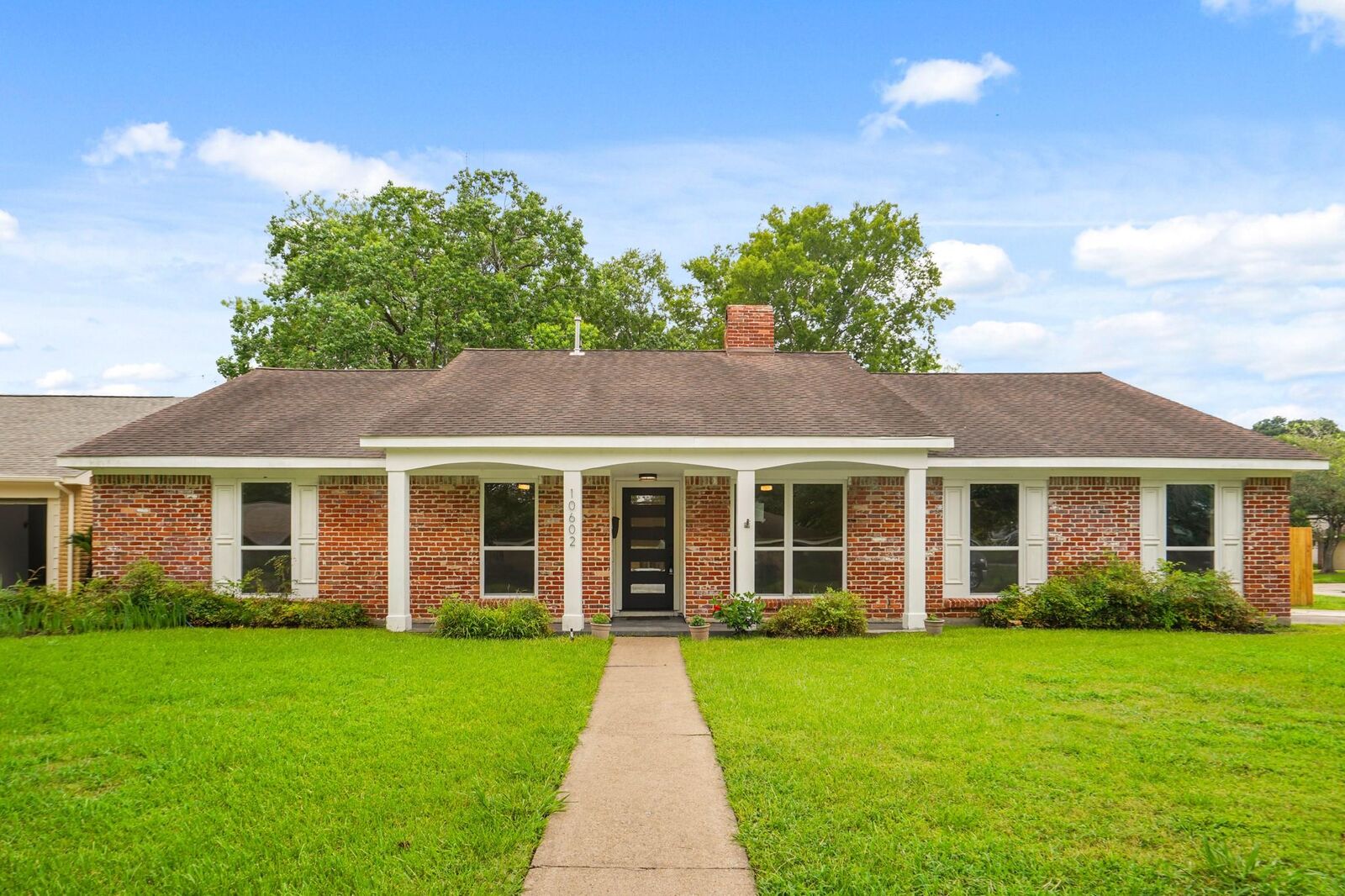 Property Photo: 10602 Glenfield Court TX 77096
