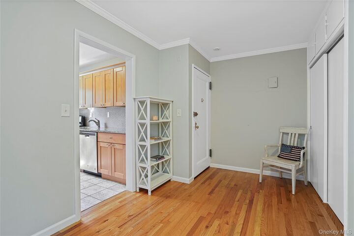 Property Photo: 125 Beacon Hill Drive F-11 NY 10502