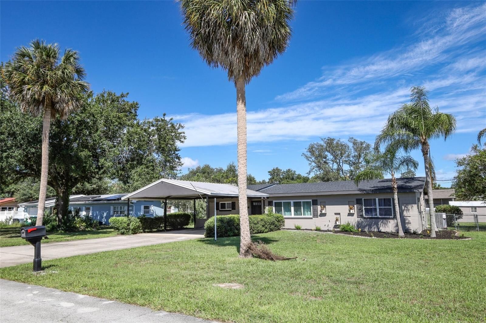 Property Photo:  60 Park Lane  FL 32713 
