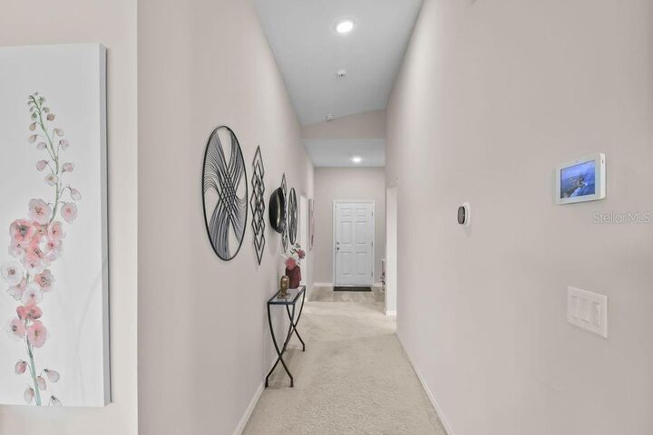 Property Photo: 5945 Slate Rock Drive FL 33811