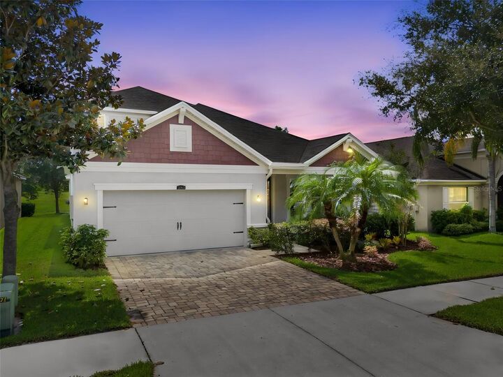 Property Photo: 12319 Eagle Swoop Place FL 33579