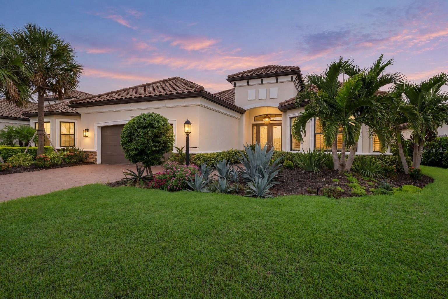 Property Photo: 3860 Santa Caterina Boulevard FL 34211