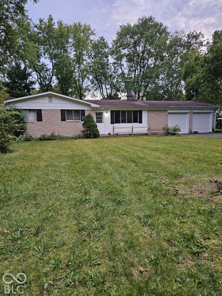 Property Photo: 10739 E 98th Street IN 46037