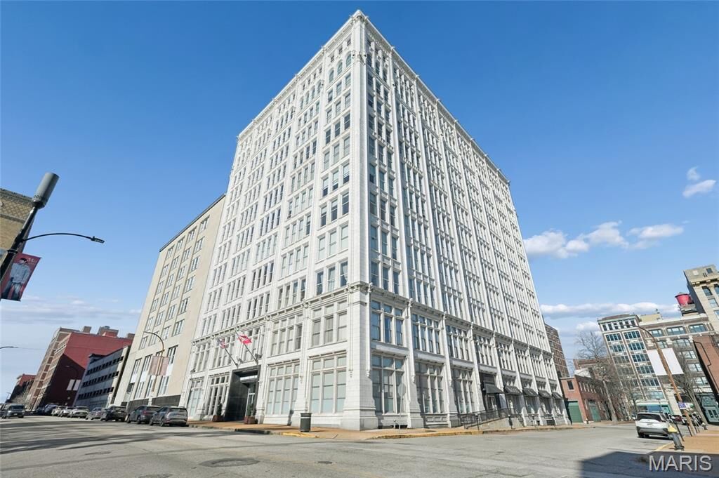 Property Photo:  1501 Locust Street 1008  MO 63103 