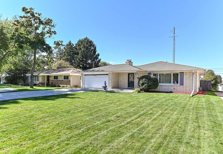 Property Photo: 3170 Taylor Ave WI 53405