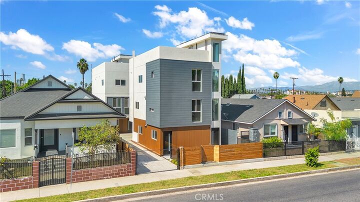 Property Photo:  659 S Soto Street  CA 90023 