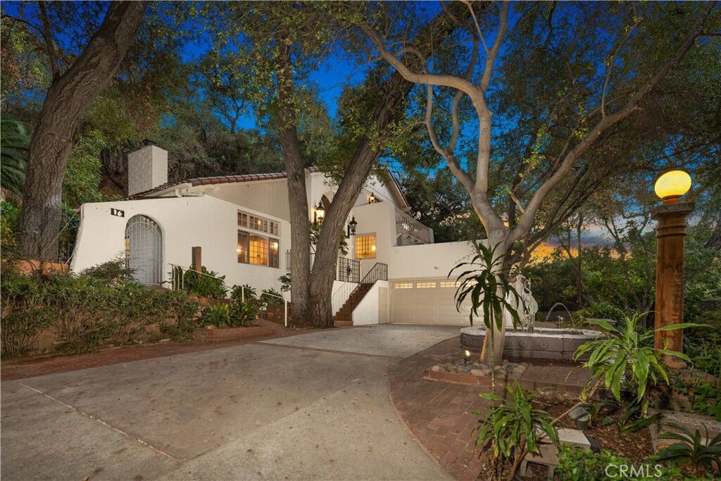 Property Photo:  16 Hidden Valley Road  CA 91016 