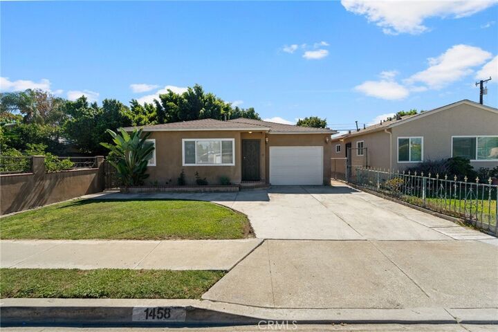 Property Photo:  1458 E 215th  CA 90745 
