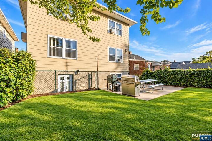 Property Photo:  55 Westervelt Place  NJ 07644 